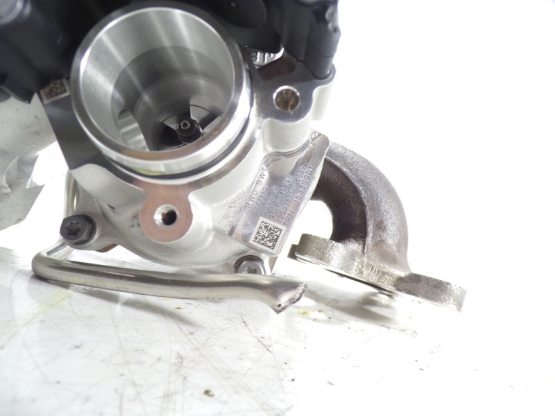 Recambio de turbocompresor para audi a1 sportback (gba) 1.0 tfsi referencia OEM IAM 04C145703 04C145703 725038851