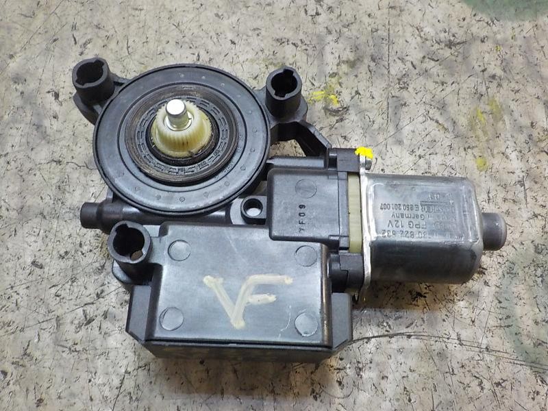 Recambio de motor elevalunas trasero izquierdo para volkswagen polo (6r1) advance referencia OEM IAM 6R0959811NZ04 6R0959811F 