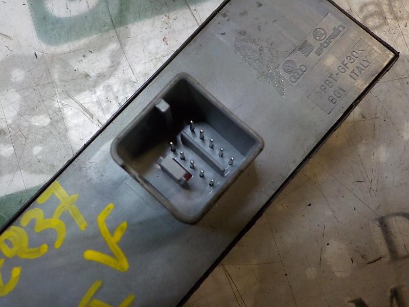 Recambio de mando elevalunas delantero izquierdo para seat toledo (5p2) 1.9 tdi referencia OEM IAM 1K4959857CREH  