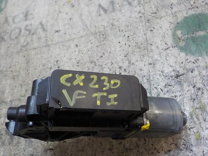Recambio de motor elevalunas trasero izquierdo para volkswagen polo (6r1) advance referencia OEM IAM 6R0959811NZ04 6R0959811F 