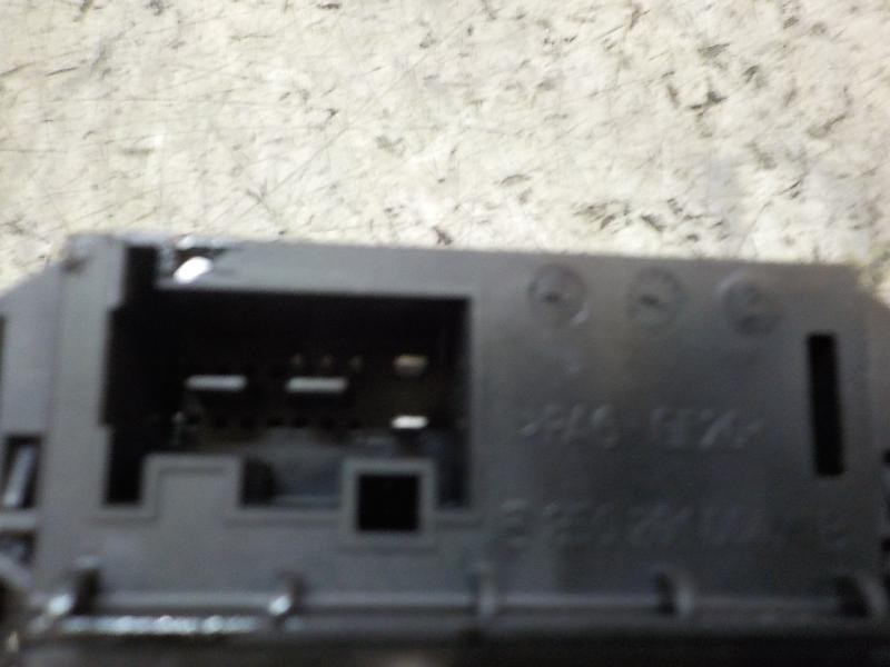 Recambio de motor elevalunas trasero izquierdo para volkswagen polo (6r1) advance referencia OEM IAM 6R0959811NZ04 6R0959811F 