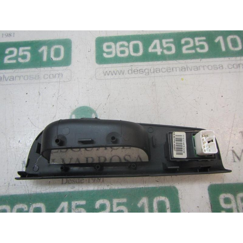Recambio de mando elevalunas trasero derecho para kia cee´d sporty wagon active referencia OEM IAM 935751H100EQ 935751H100 