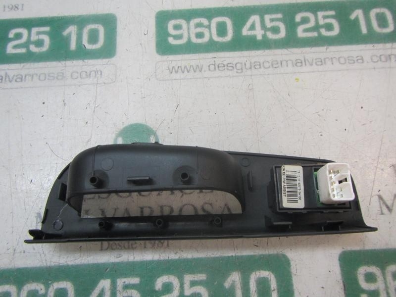 Recambio de mando elevalunas trasero derecho para kia cee´d sporty wagon active referencia OEM IAM 935751H100EQ 935751H100 