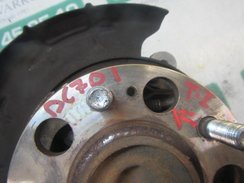 Recambio de mangueta trasera izquierda para kia cee´d sporty wagon active referencia OEM IAM 527101H500  