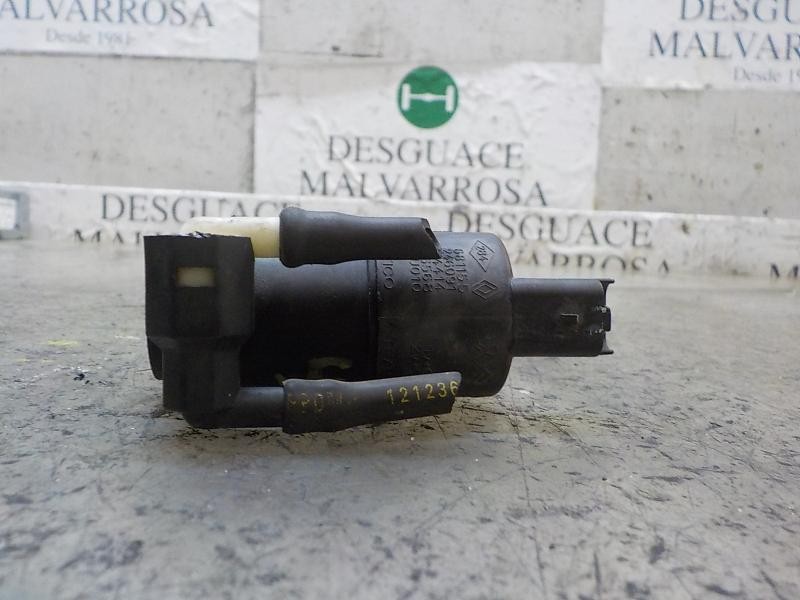 Recambio de bomba limpia para peugeot 207 1.6 16v hdi referencia OEM IAM   