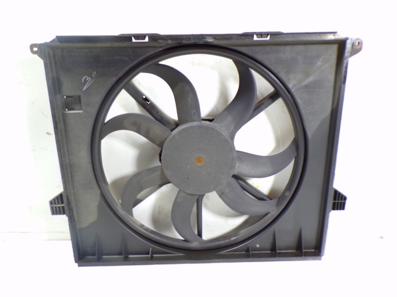 Recambio de electroventilador para mercedes-benz clase m (w164) 3.0 cdi cat referencia OEM IAM A1645000193  6726010002