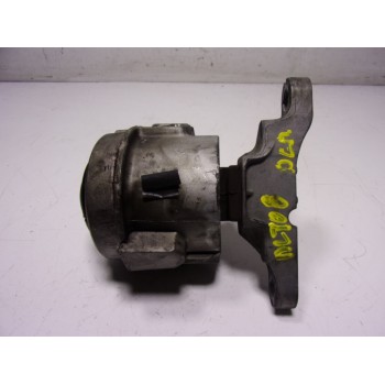 SOPORTE MOTOR DERECHO 2402653 