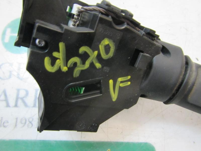 Recambio de mando limpia para mazda 2 lim. (de) 1.3 16v cat referencia OEM IAM DF7166128 DF7166128 