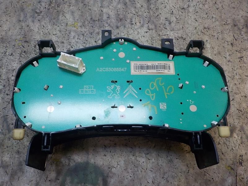 Recambio de cuadro instrumentos para peugeot 207 1.6 16v hdi referencia OEM IAM   