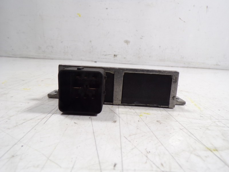 Recambio de caja precalentamiento para renault zoe intens referencia OEM IAM 296103254R 296103375R 