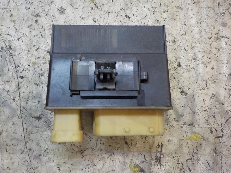 Recambio de caja precalentamiento para peugeot 207 1.6 16v hdi referencia OEM IAM   