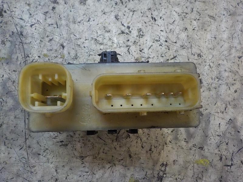 Recambio de caja precalentamiento para peugeot 207 1.6 16v hdi referencia OEM IAM   