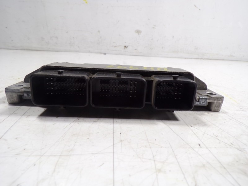 Recambio de centralita motor uce para renault zoe intens referencia OEM IAM 237D40225R 237D40225R A2C12198002