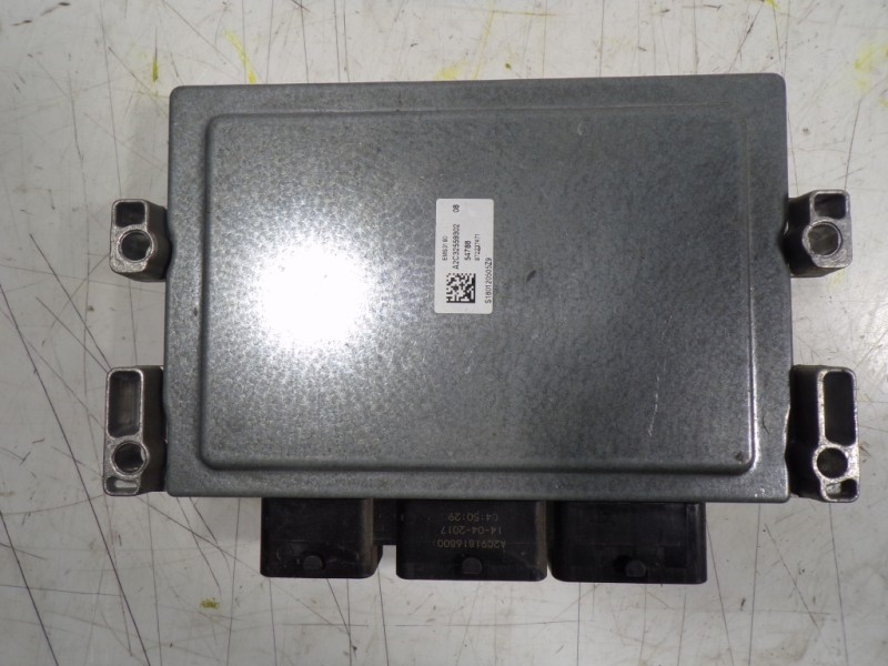 Recambio de centralita motor uce para renault zoe intens referencia OEM IAM 237D40225R 237D40225R A2C12198002