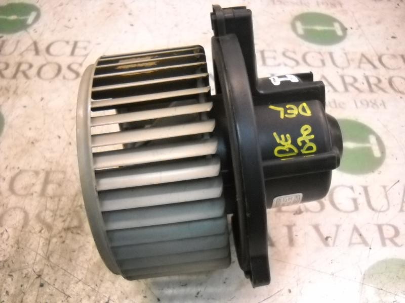 Recambio de motor calefaccion para kia carnival td ls referencia OEM IAM 0K55261C07  