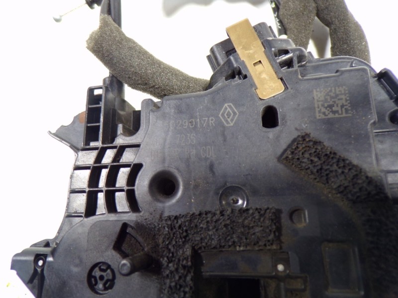 Recambio de cerradura puerta trasera derecha para renault zoe intens referencia OEM IAM 825029017R 825029017R 