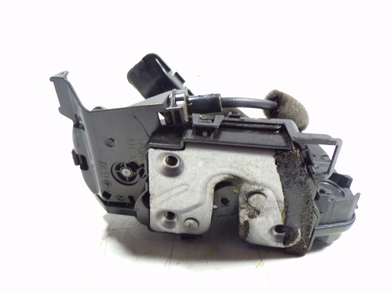 Recambio de cerradura puerta trasera izquierda para renault zoe intens referencia OEM IAM 825037100R 825037100R 