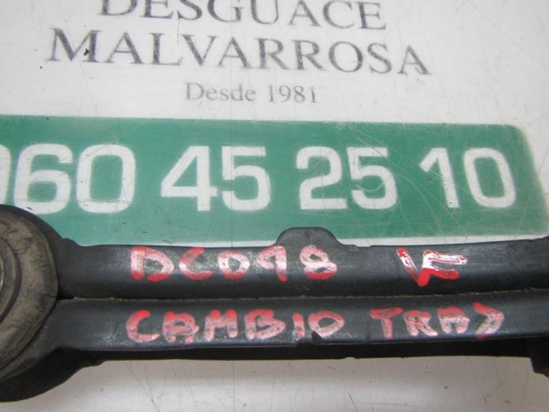 Recambio de soporte cambio para renault twingo authentique referencia OEM IAM   