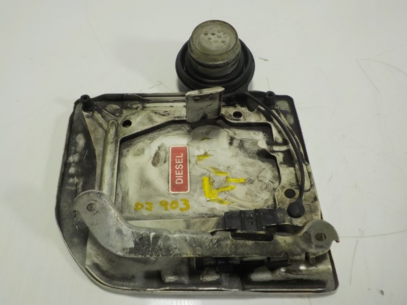 Recambio de tapa combustible para nissan nv 200 (m20) 1.5 dci cat referencia OEM IAM 78830JX00A  