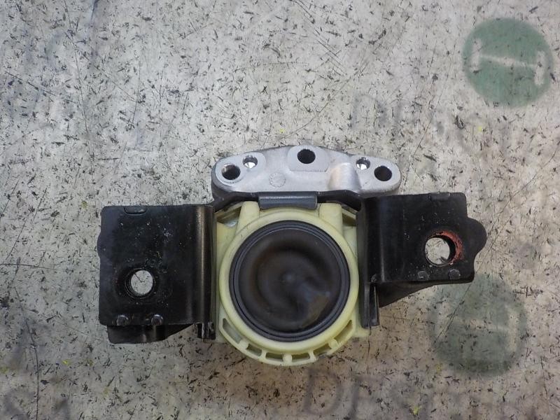 Recambio de soporte motor derecho para peugeot 207 1.6 16v hdi referencia OEM IAM   