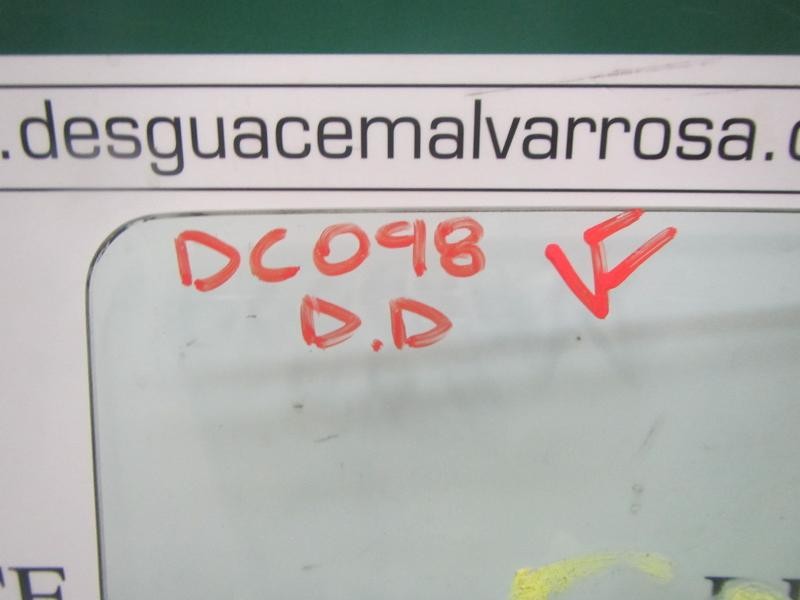 Recambio de cristal puerta delantero derecho para renault twingo authentique referencia OEM IAM   