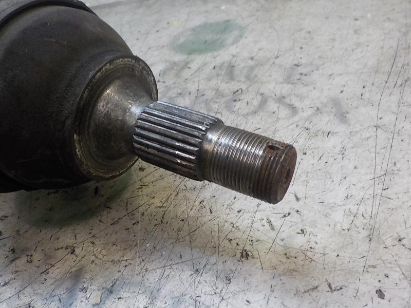 Recambio de transmision derecha para peugeot 207 1.6 16v hdi referencia OEM IAM   