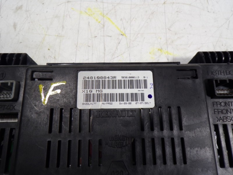 Recambio de cuadro instrumentos para renault zoe intens referencia OEM IAM 248105950R 248108843R 