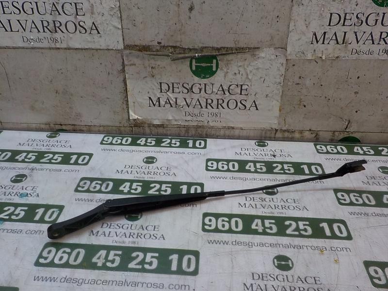 Recambio de brazo limpia delantero derecho para seat ibiza (6j5) 1.4 tdi referencia OEM IAM 6J1955410  