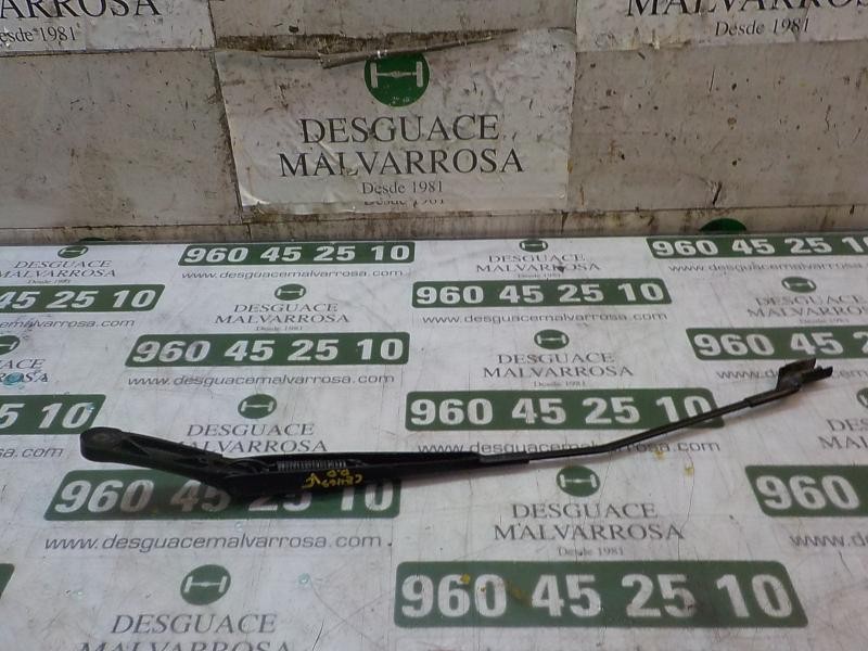 Recambio de brazo limpia delantero derecho para seat ibiza (6j5) 1.4 tdi referencia OEM IAM 6J1955410  