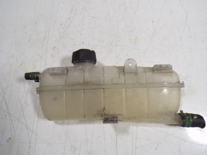 Recambio de deposito expansion para renault zoe intens referencia OEM IAM 217104337R 217101652R 