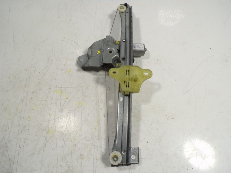 Recambio de elevalunas delantero derecho para renault zoe intens referencia OEM IAM 807206641R 128001472B 128001472B