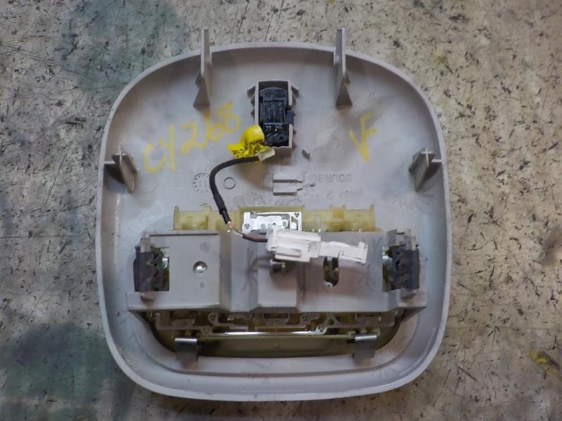 Recambio de piloto interior para peugeot 207 1.6 16v hdi referencia OEM IAM   