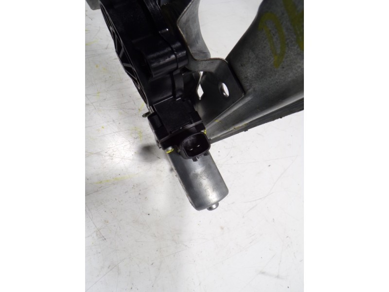 Recambio de elevalunas trasero izquierdo para renault zoe intens referencia OEM IAM 827218510R 128001472B 128001472B