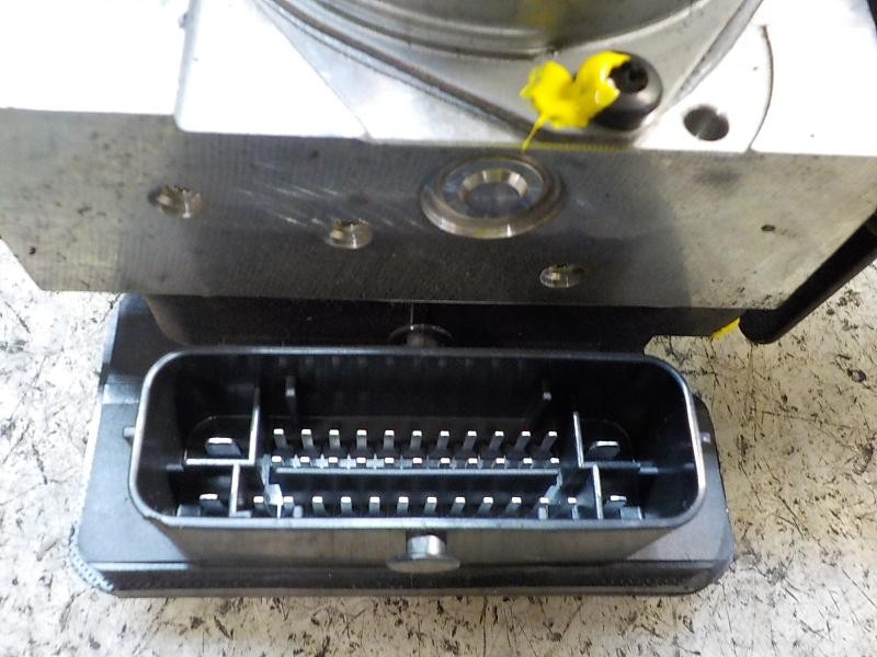 Recambio de abs para kia pro_cee´d ( ) 1.4 cat referencia OEM IAM 58920A2210 58900A2210 6158945200