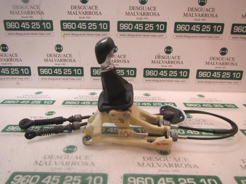 Recambio de palanca cambio para kia cee´d sporty wagon active referencia OEM IAM 437001H060  