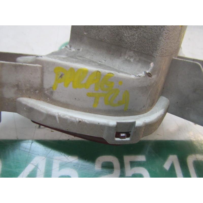 Recambio de piloto trasero antiniebla derecho para mazda 2 lim. (de) 1.3 16v cat referencia OEM IAM DF715135YE  