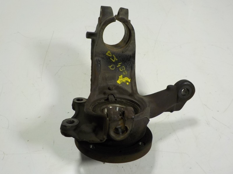 Recambio de mangueta delantera derecha para peugeot 208 1.6 blue-hdi fap referencia OEM IAM 364790  