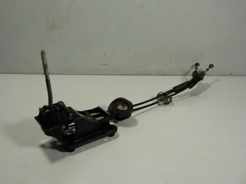 Recambio de palanca cambio para peugeot 208 1.6 blue-hdi fap referencia OEM IAM 9808161780 9808161780 1000533215