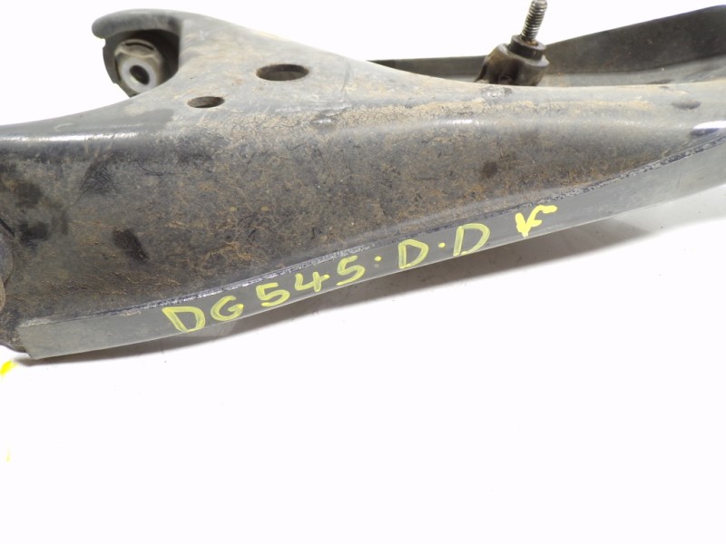 Recambio de brazo suspension inferior delantero derecho para dacia sandero stepway referencia OEM IAM 545006623R  