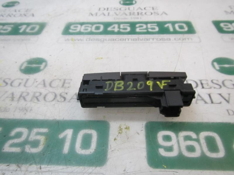 Recambio de warning para opel insignia berlina edition referencia OEM IAM 13324595 13271928 