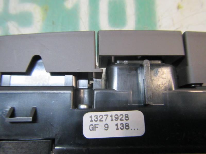 Recambio de warning para opel insignia berlina edition referencia OEM IAM 13324595 13271928 