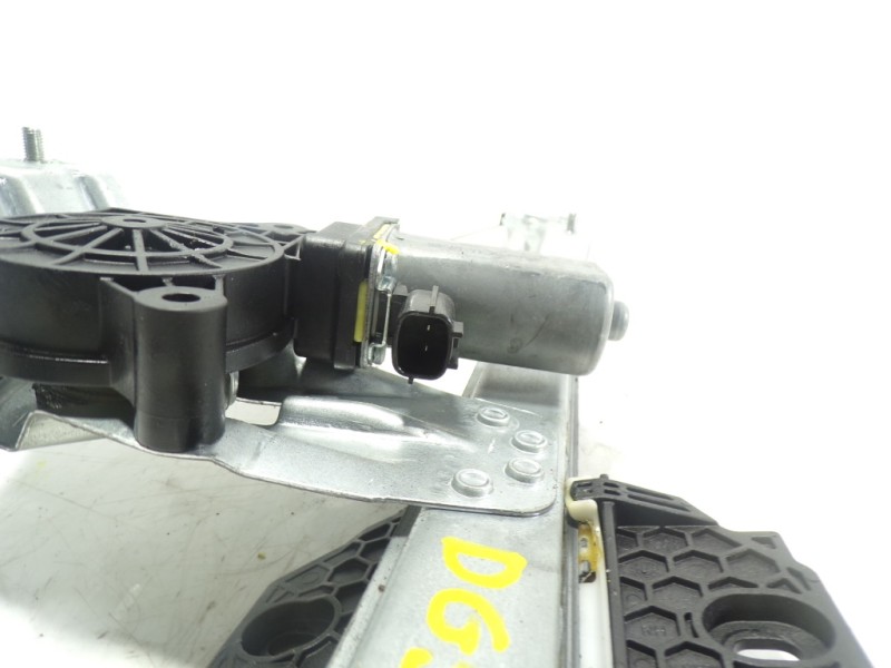 Recambio de elevalunas delantero derecho para dacia sandero stepway referencia OEM IAM 807209299R 807209299R 