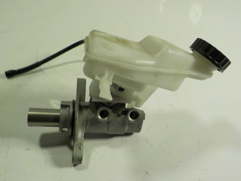 Recambio de bomba freno para citroën c5 aircross live pack referencia OEM IAM 1616905480  