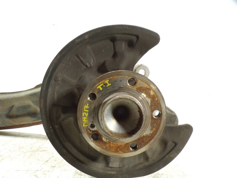 Recambio de mangueta trasera izquierda para mercedes-benz clase cla (w117) 2.1 cdi cat referencia OEM IAM A2463503541  