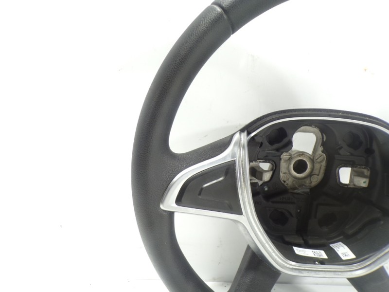 Recambio de volante para dacia sandero stepway referencia OEM IAM 484009181R  