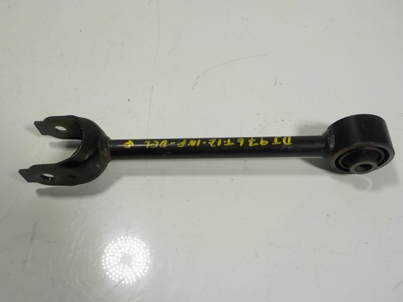 Recambio de brazo suspension inferior trasero izquierdo para toyota rav4 hybrid fwd referencia OEM IAM 4871042040  