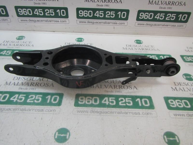 Recambio de brazo suspension inferior trasero izquierdo para toyota corolla hybrid referencia OEM IAM 4873002080  