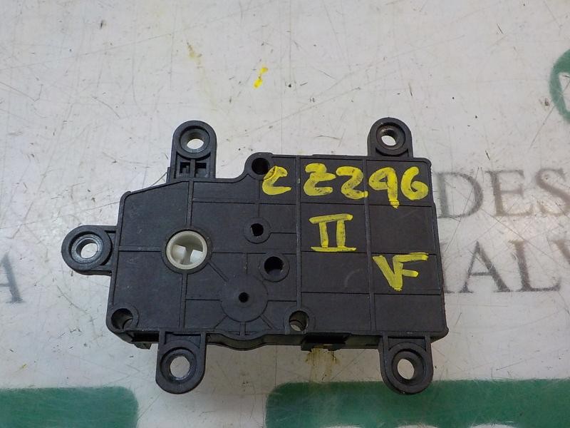 Recambio de motor electrico para ssangyong rodius 2.7 turbodiesel cat referencia OEM IAM   