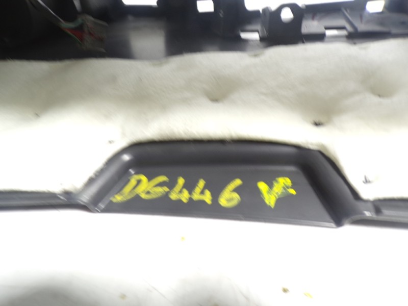 Recambio de apoyabrazos central para renault koleos 2.0 dci diesel fap referencia OEM IAM 96920JY50A  