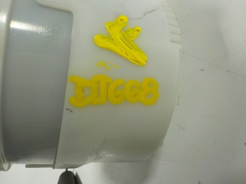 Recambio de aforador para renault captur 1.2 tce energy referencia OEM IAM 172021485R 172021485R 100126975AA